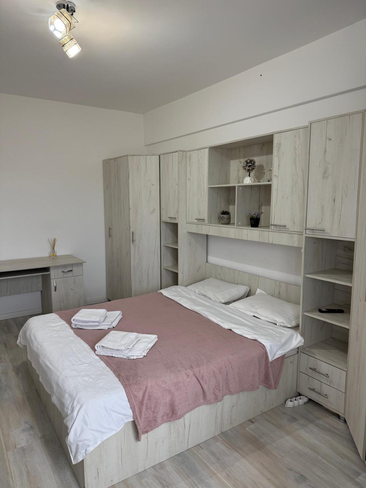 Loft Place Unirea Towers Яш Екстериор снимка
